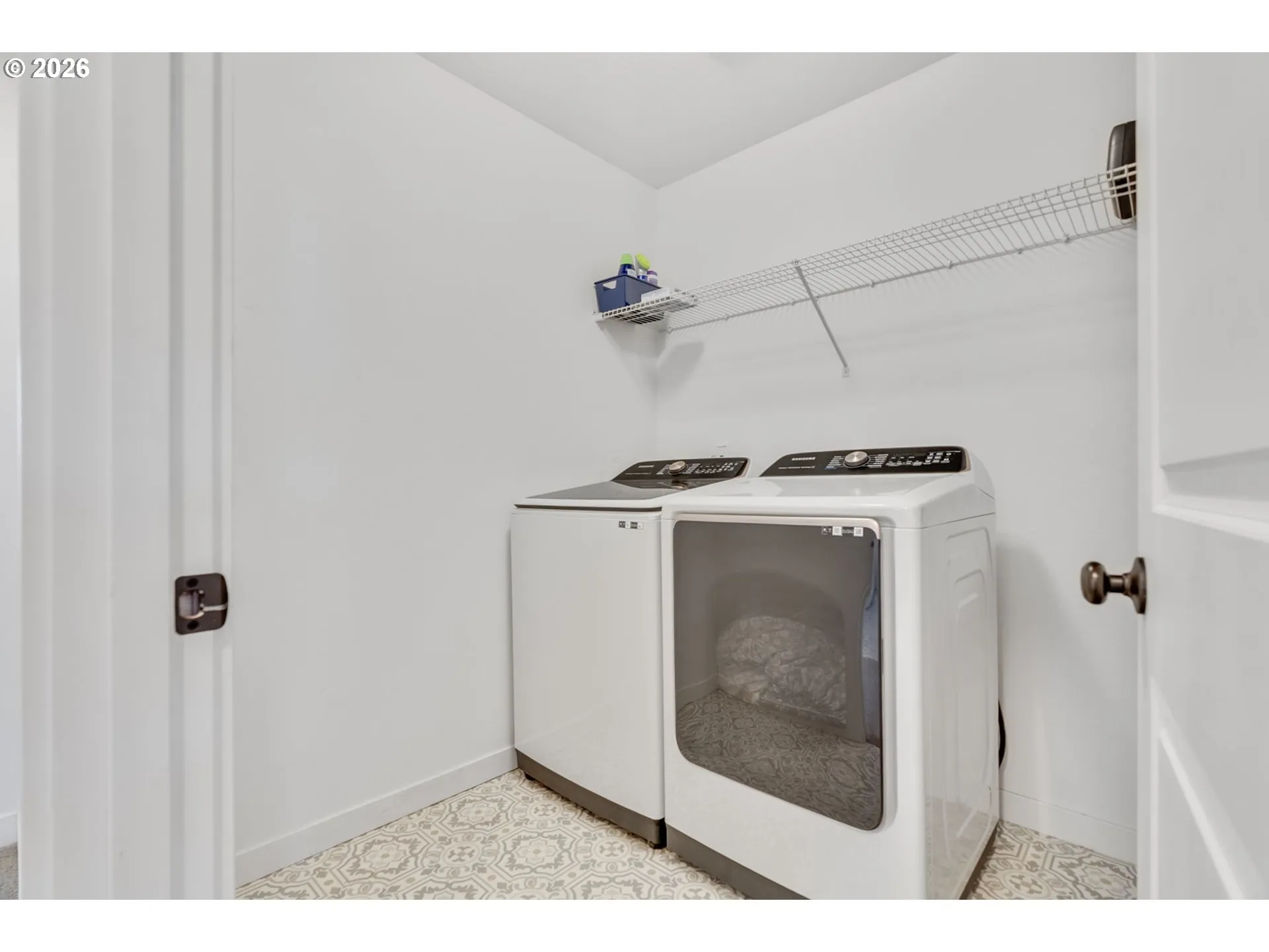 Laundry-Upper