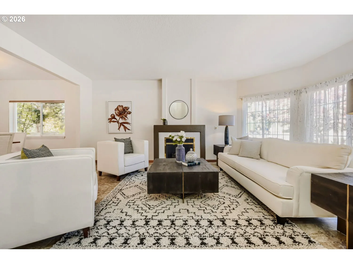 Living Room-Fireplace