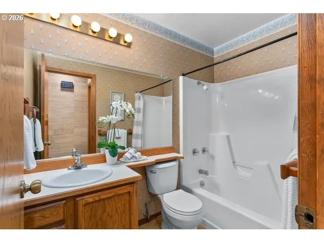 Bathroom-Hall