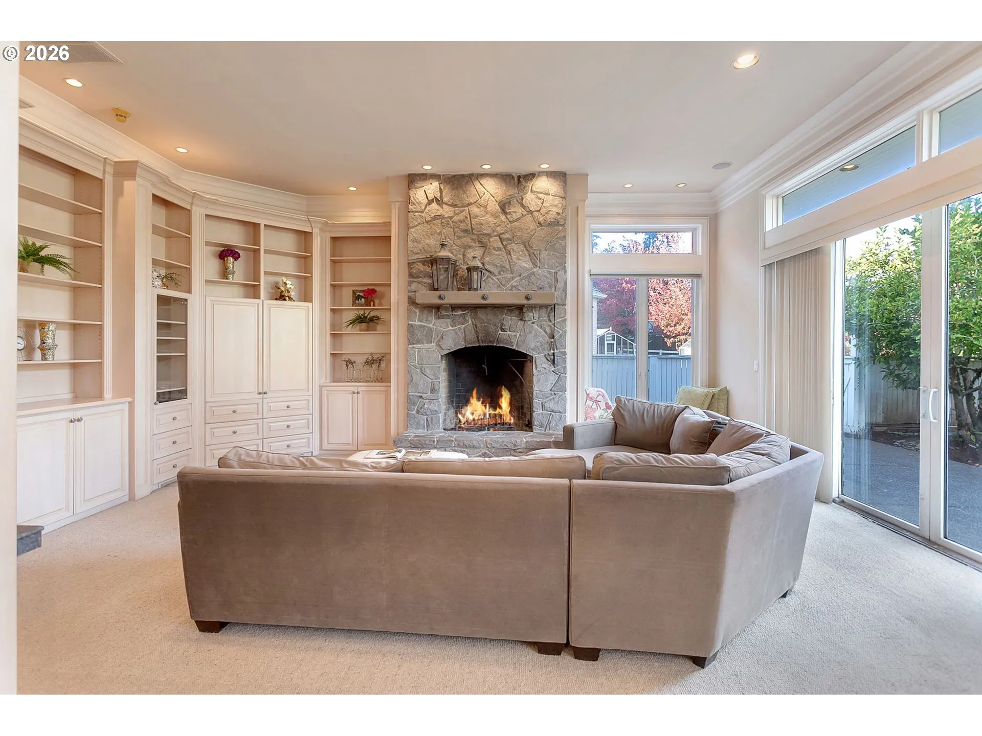 Living Room-Fireplace