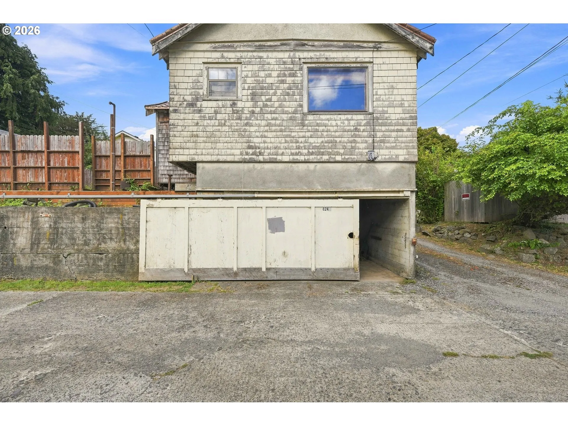 Garage