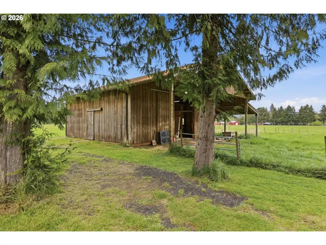 Barn