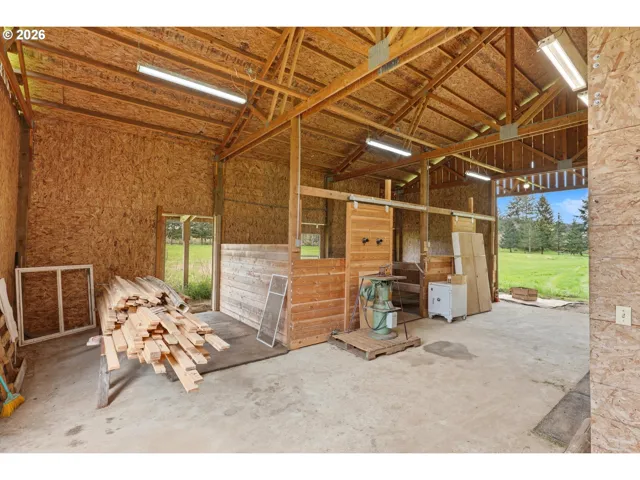 Barn