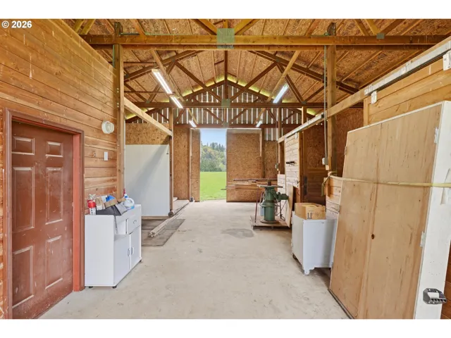 Barn