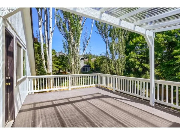 Deck-Upper