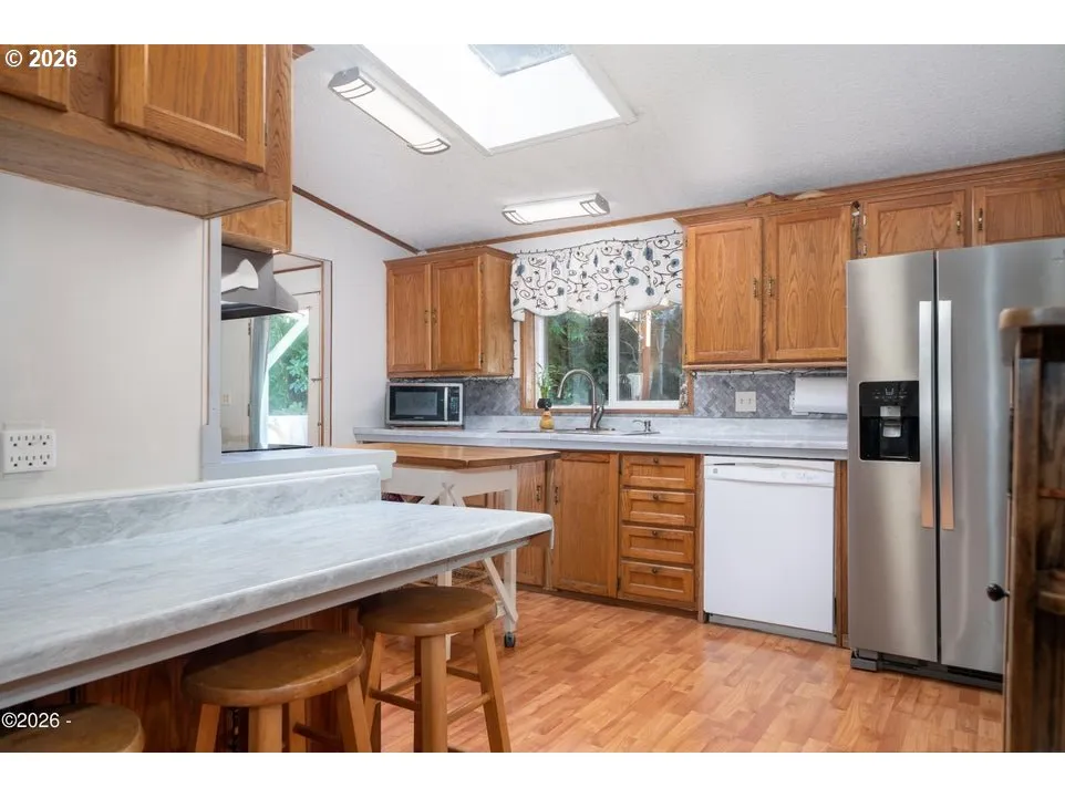 Kitchen-Wide Angle/Fisheye
