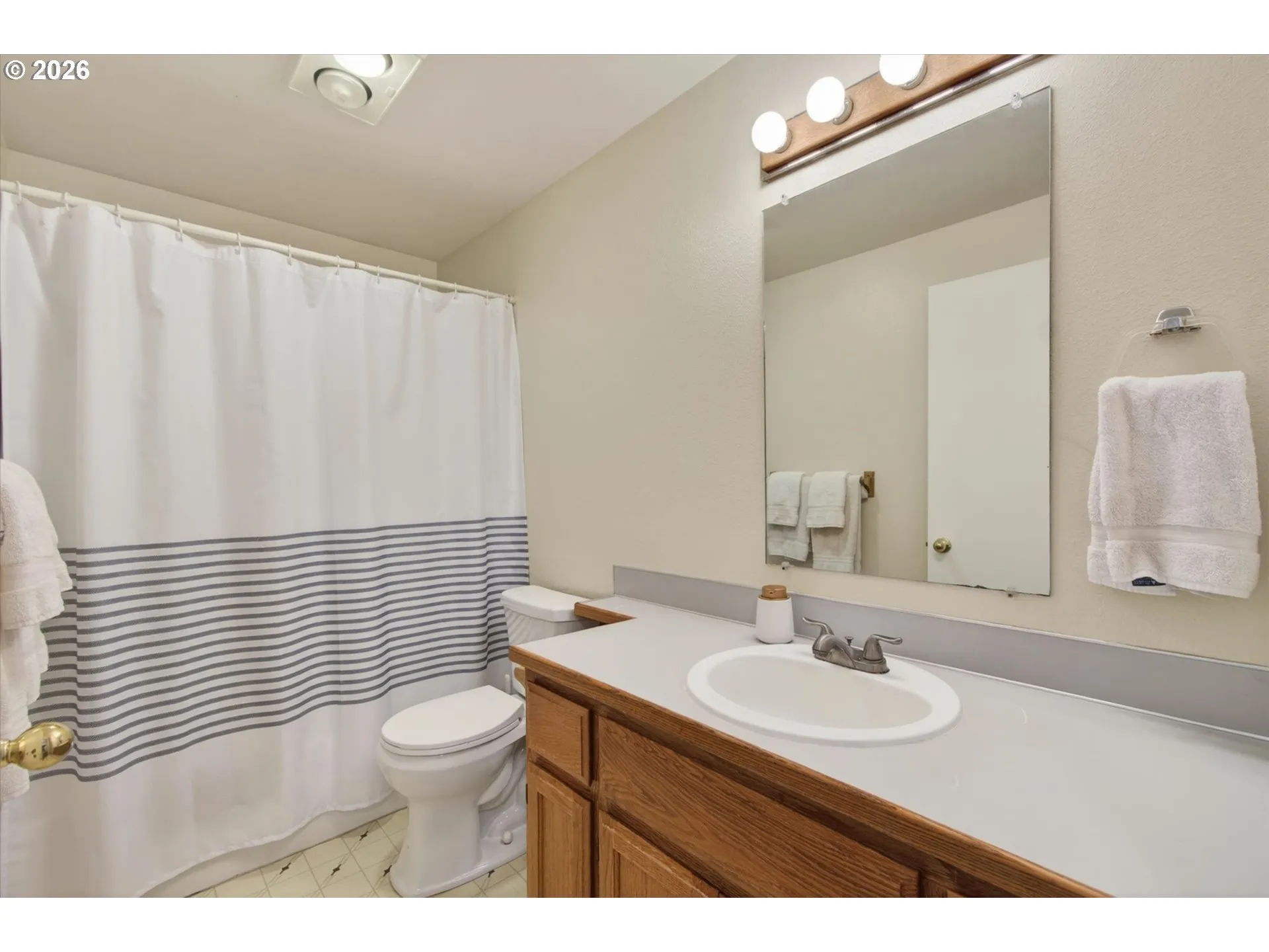 Bathroom-Hall