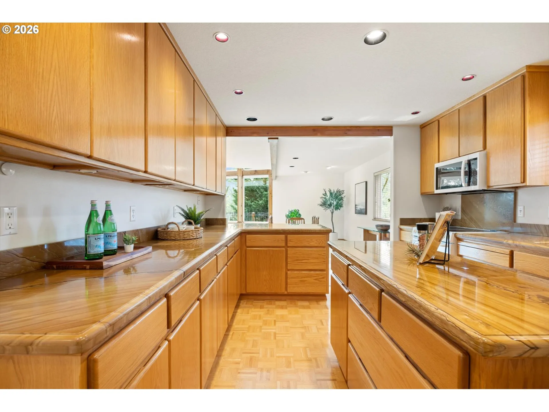 Kitchen-Island