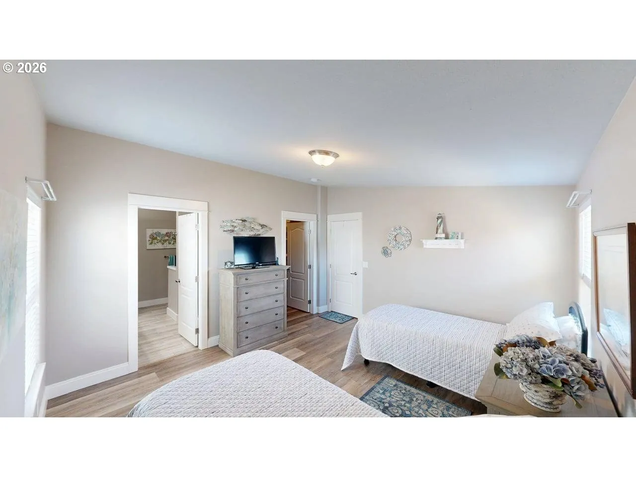 Bedroom, Primary