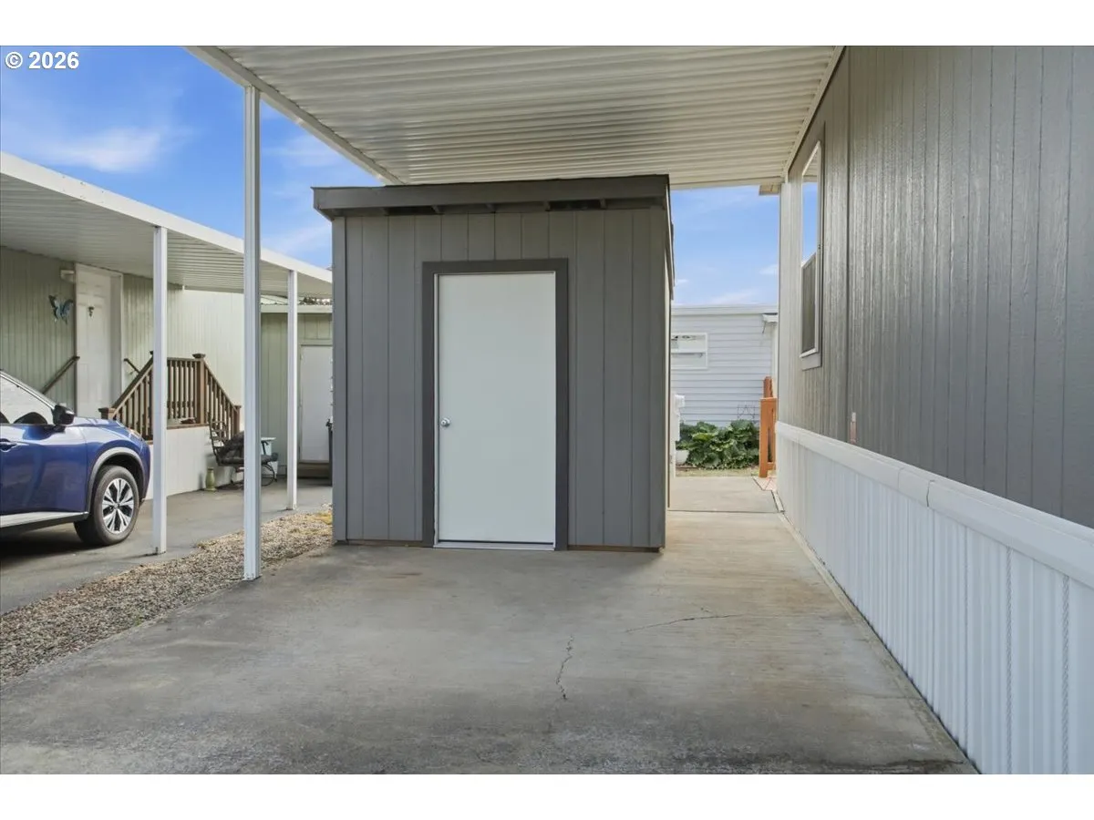 Carport
