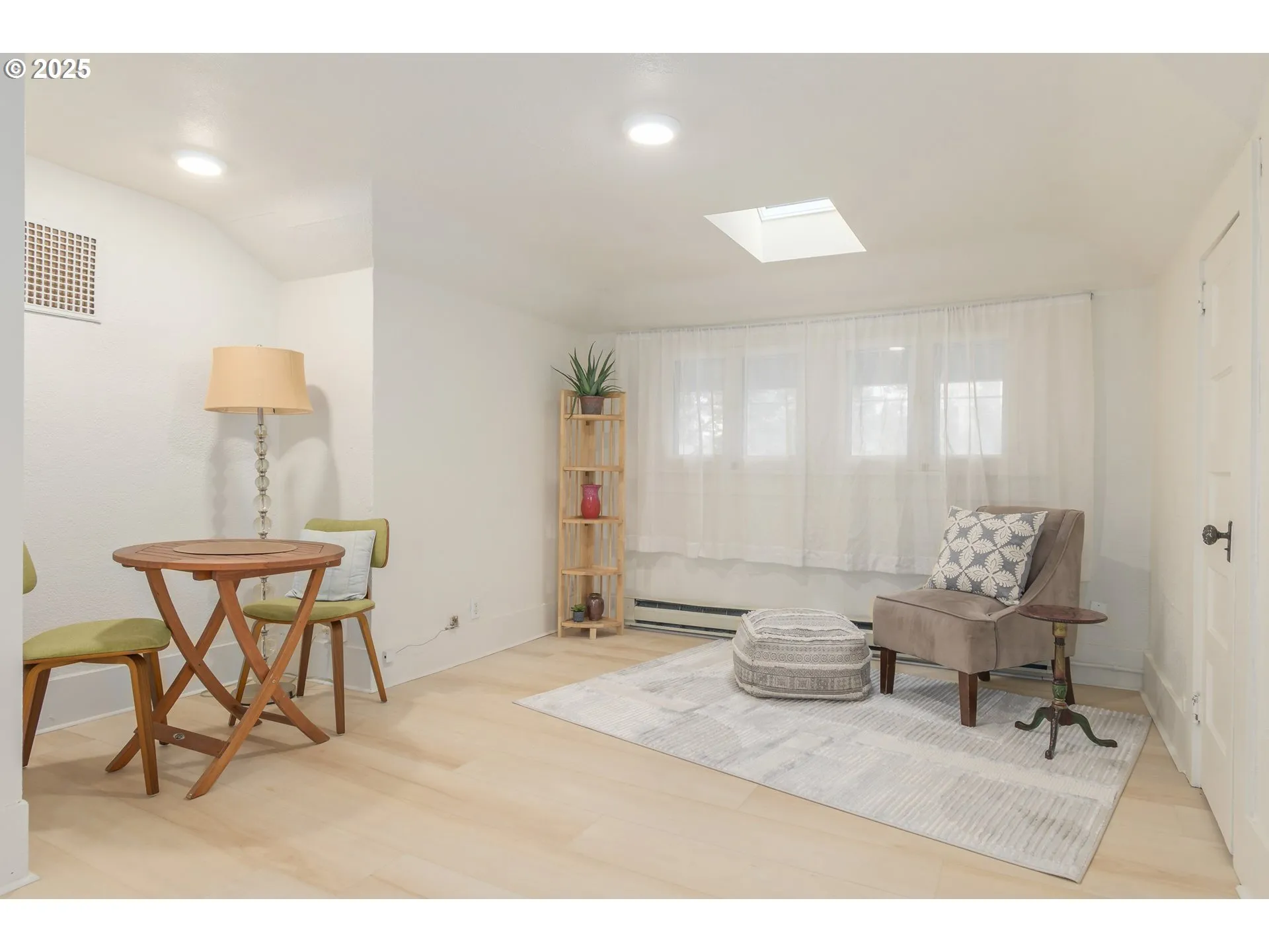 Upstairs Unit