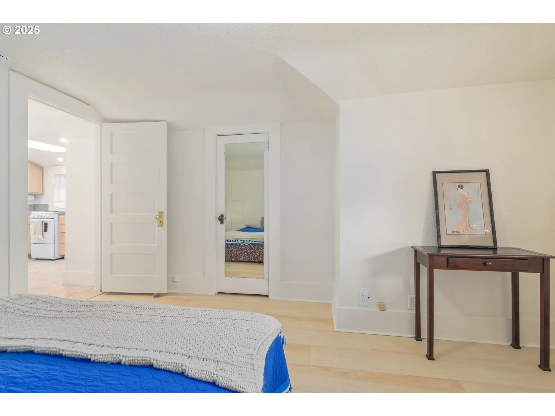 Upstairs Unit
