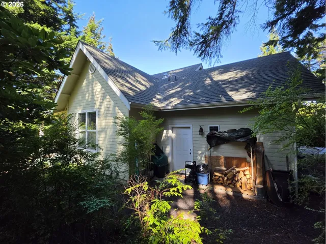Exterior-South Facing