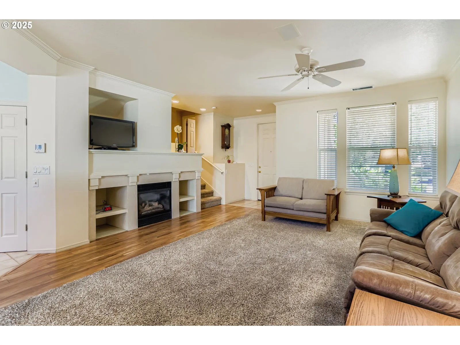 Living Room-Ceiling Fan