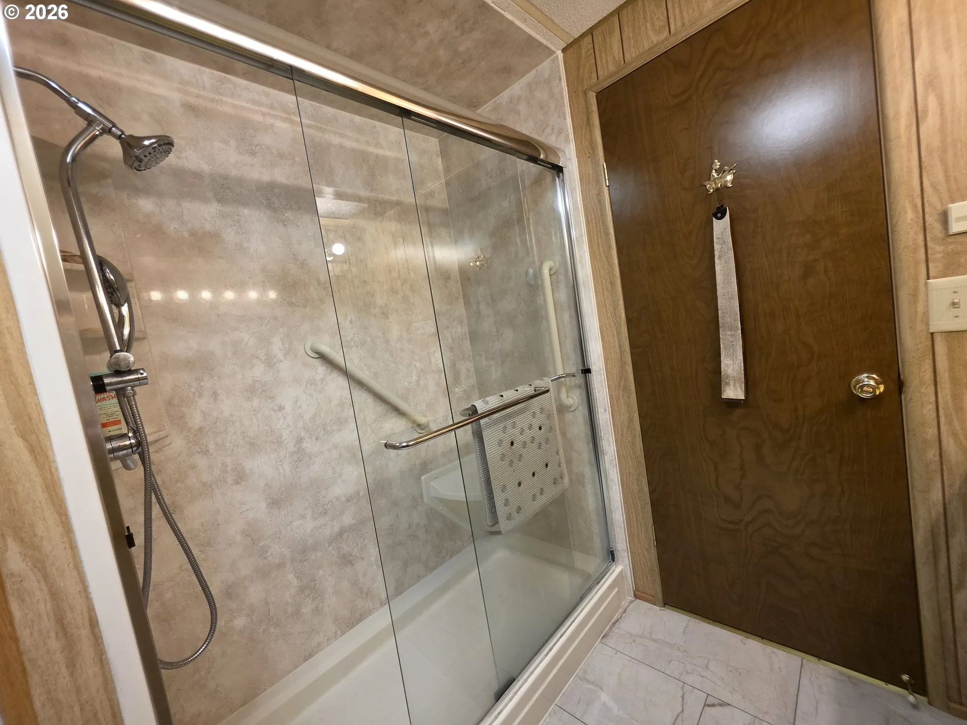 Bathroom-Hall