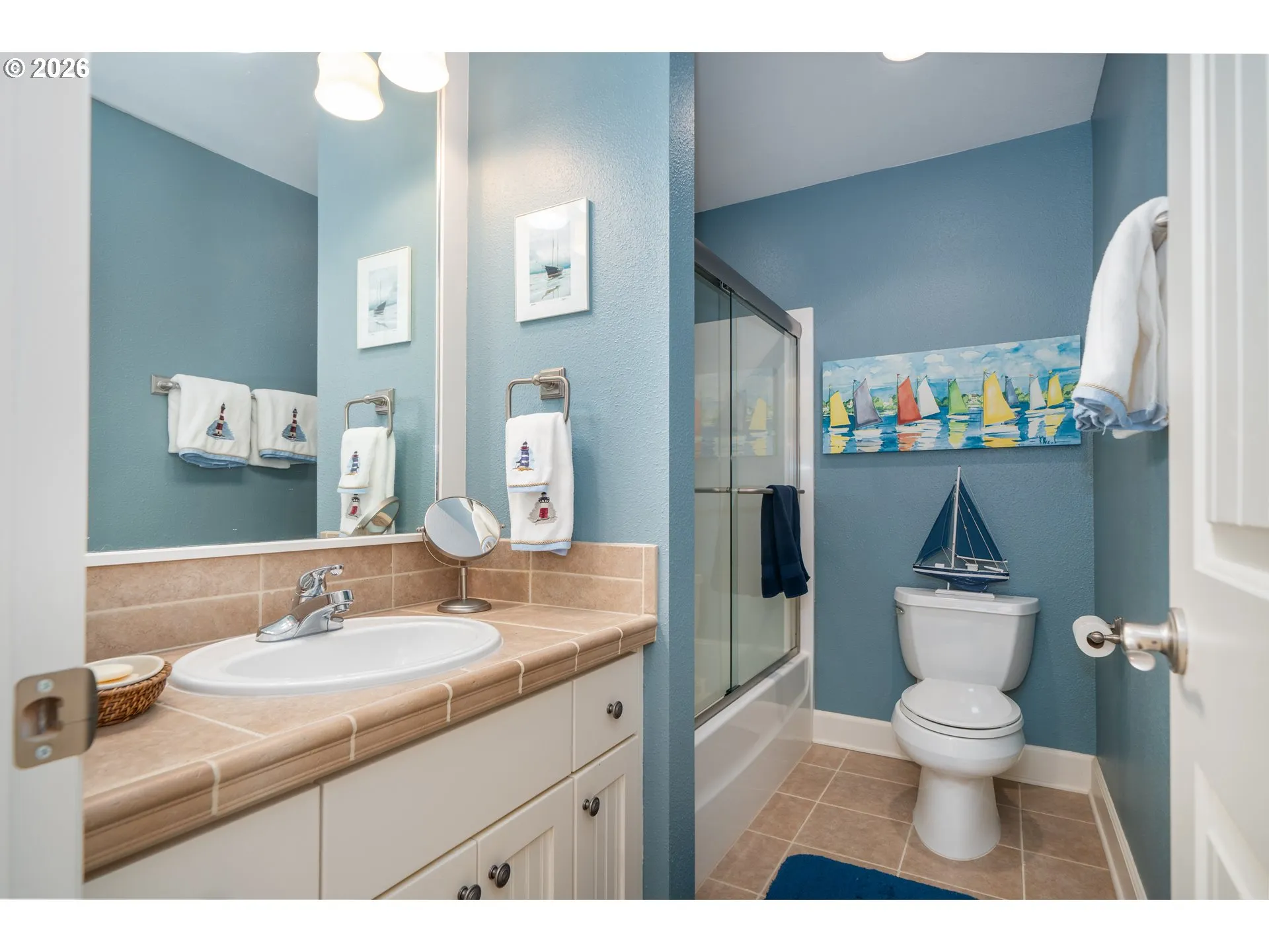 Bathroom-Upper