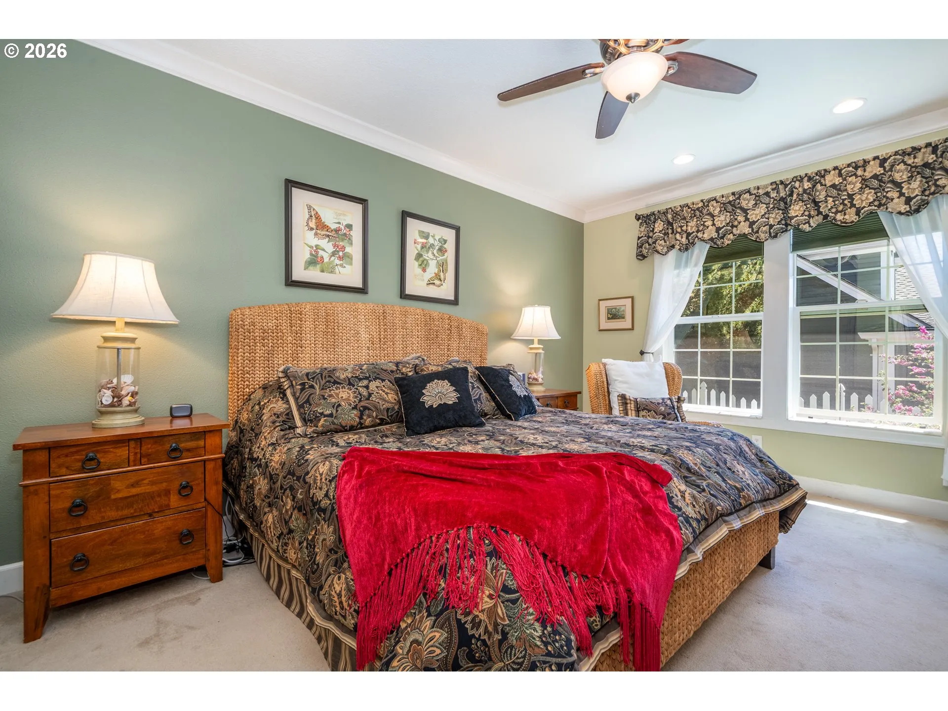 Bedroom, Primary