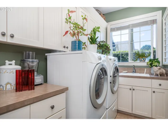Laundry-Main