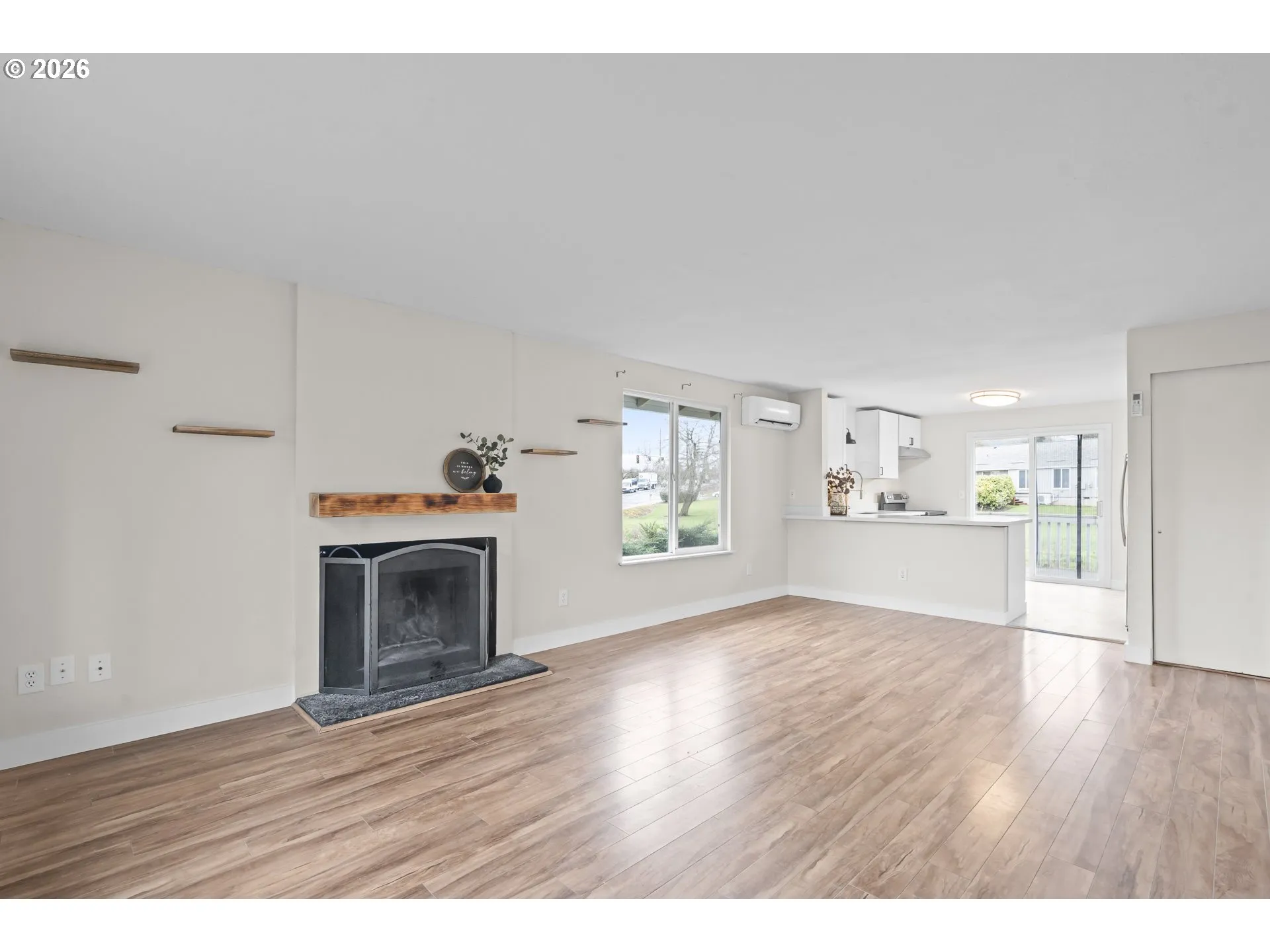 Living Room/Dining Room