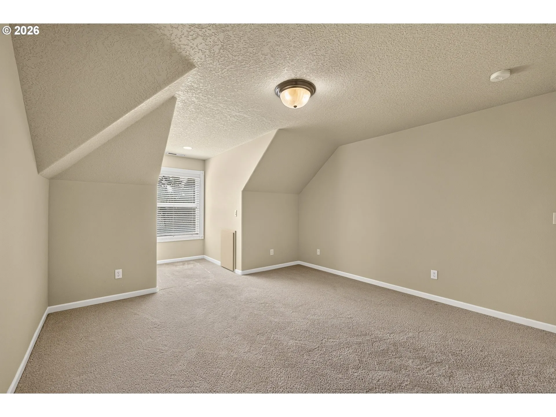 Bonus Room-Upper