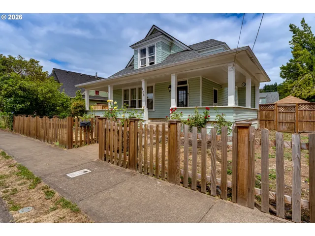 Yard-Front
