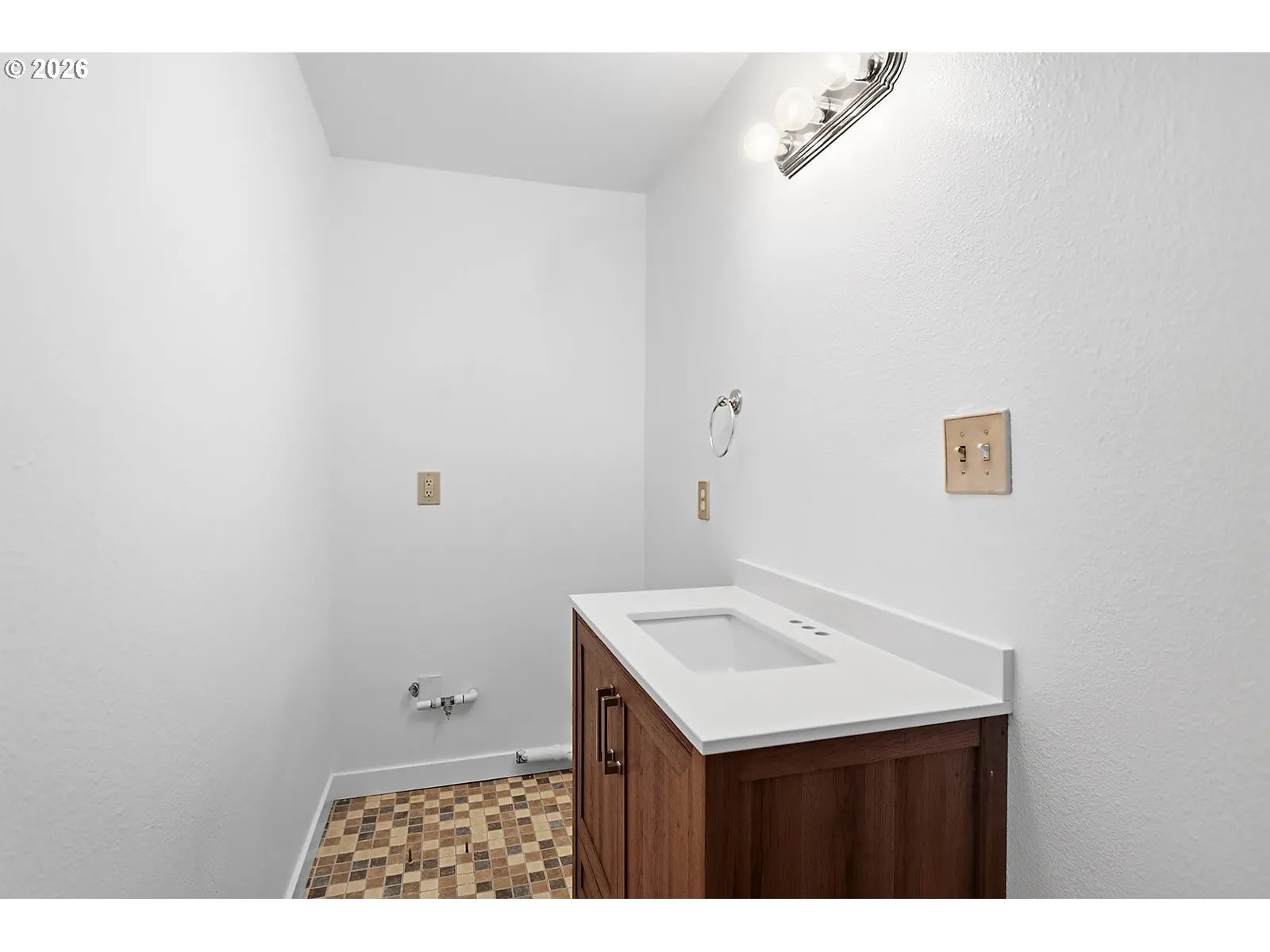 Bathroom-Lower