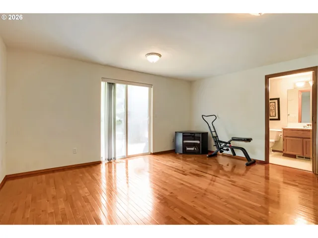 Family Room-Lower