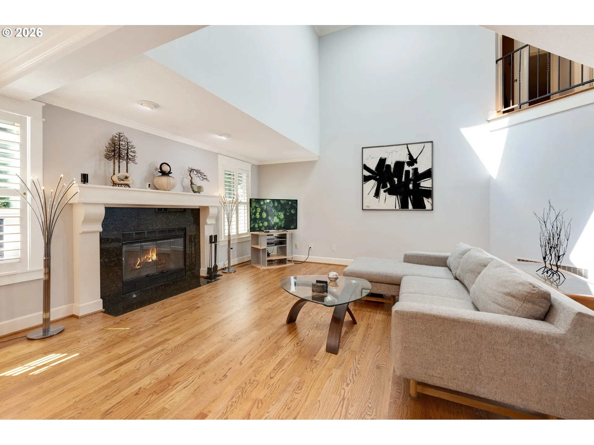 Living Room-Vaulted Ceilings