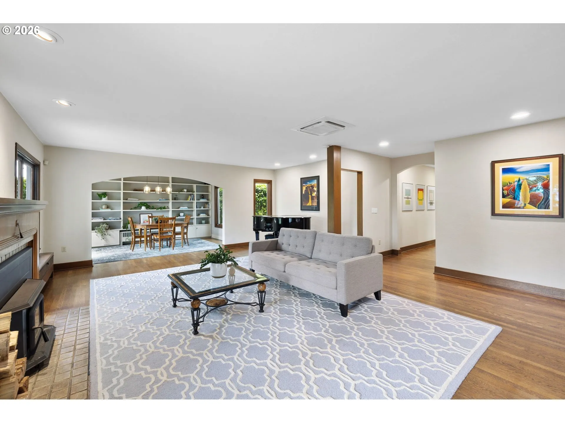 Living Room/Dining Room