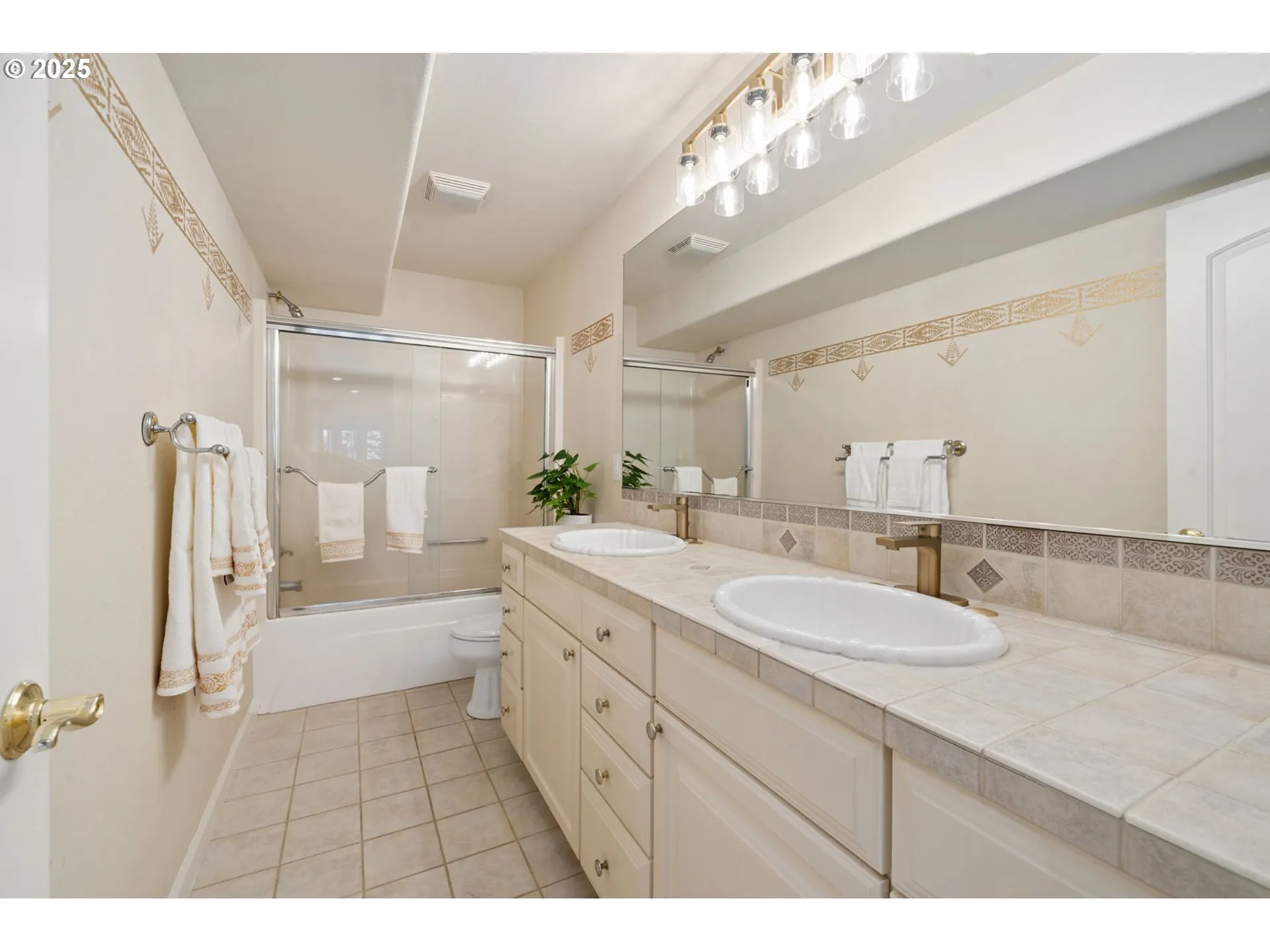 Bathroom-Lower