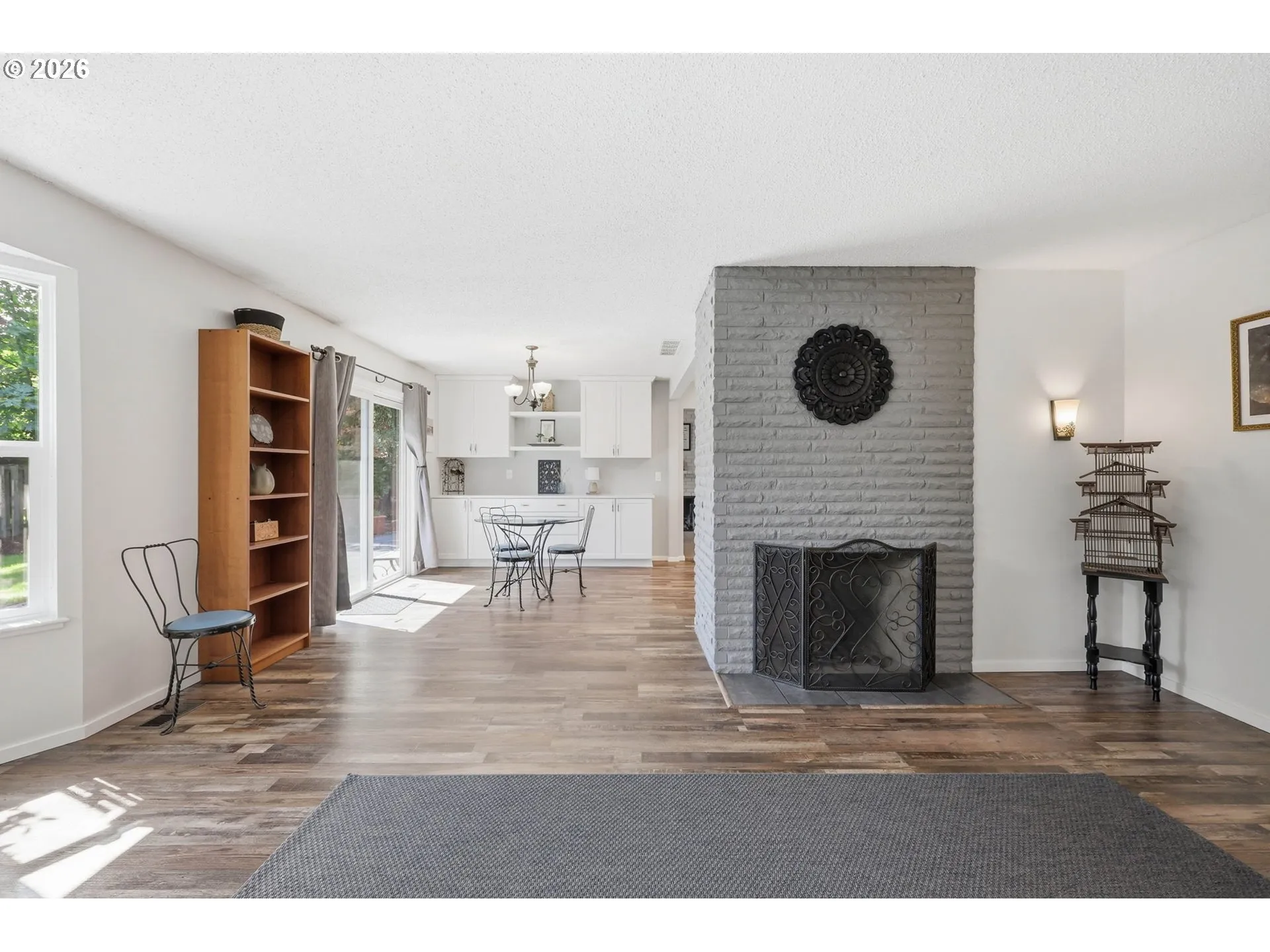 Living Room/Dining Room