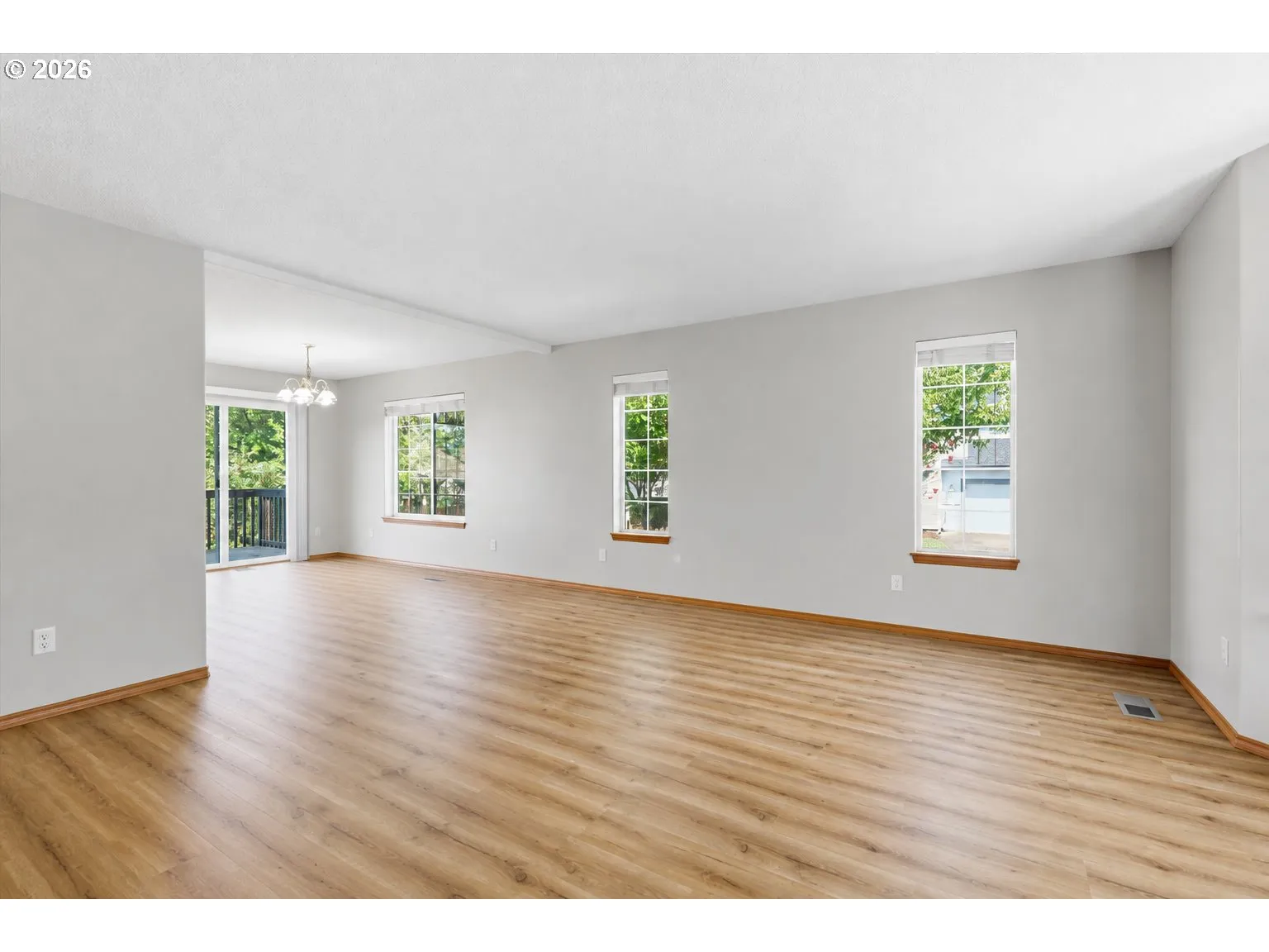Living Room/Dining Room