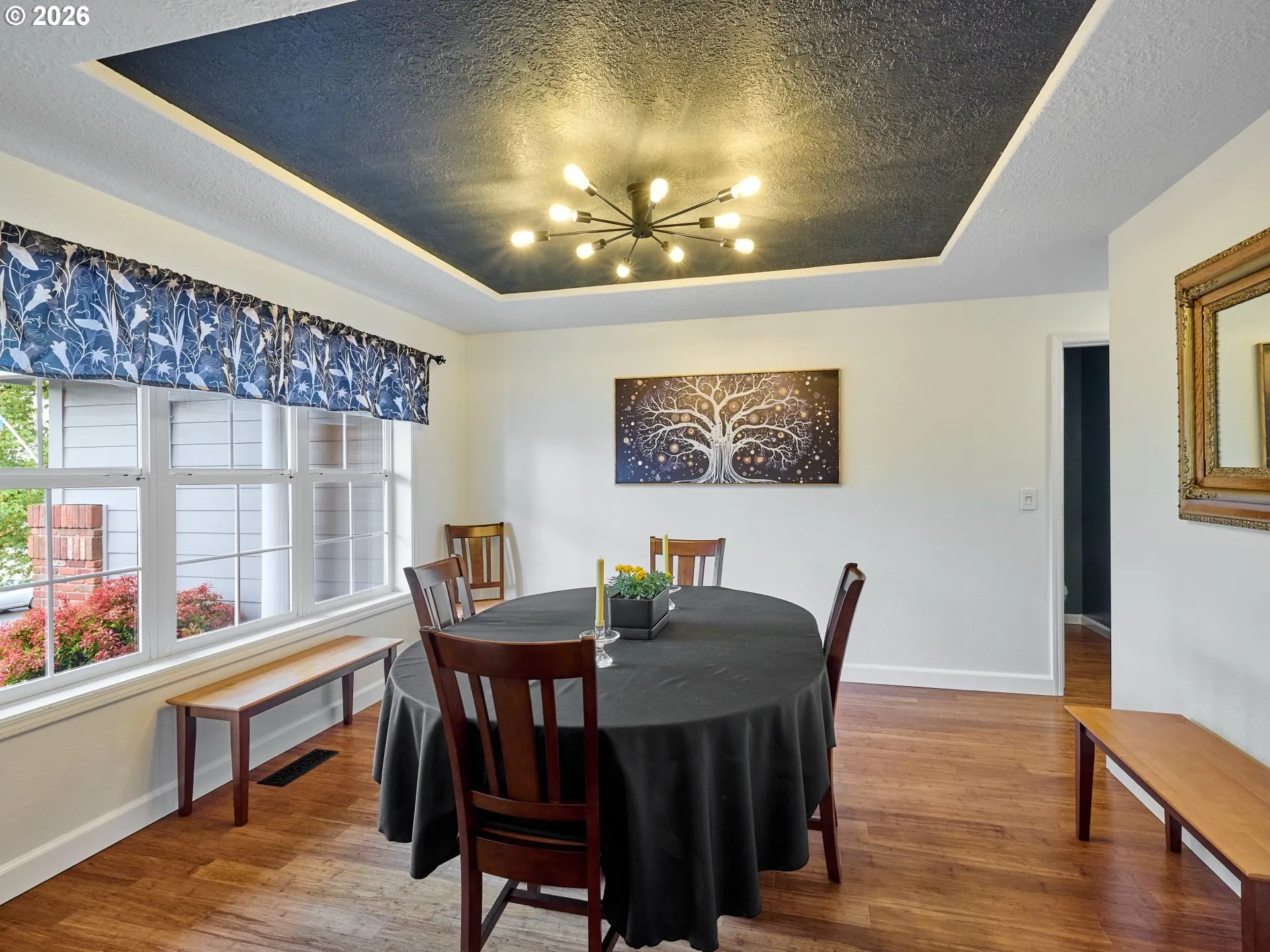 Dining Room-Formal