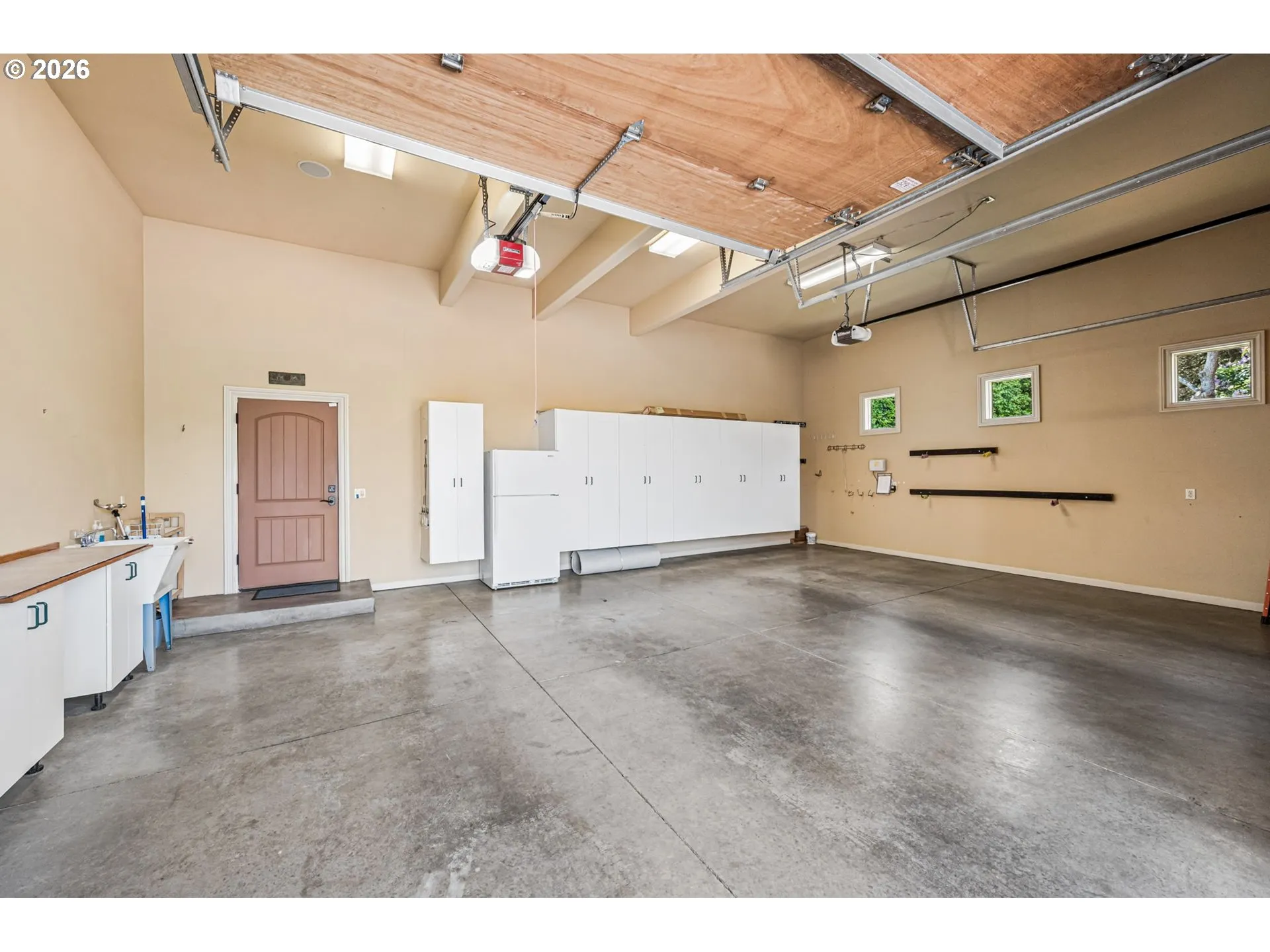 Garage-# 1
