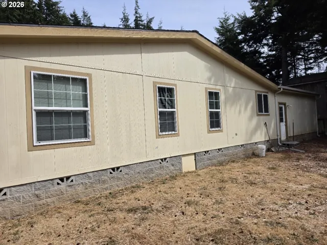 Exterior-Rear