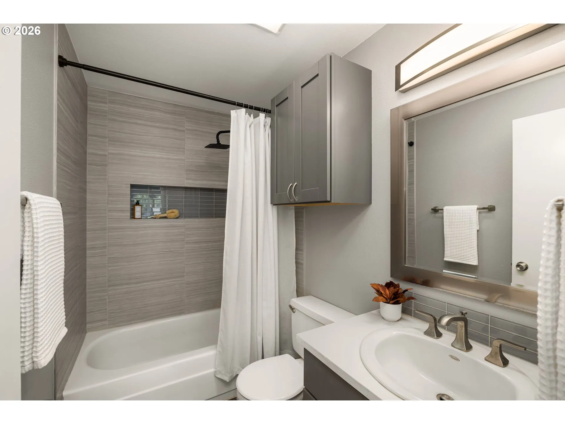 Bathroom-Hall