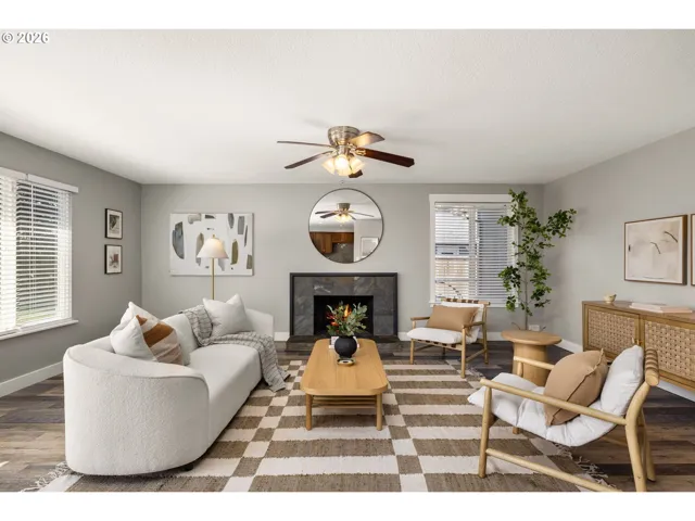 Living Room-Fireplace