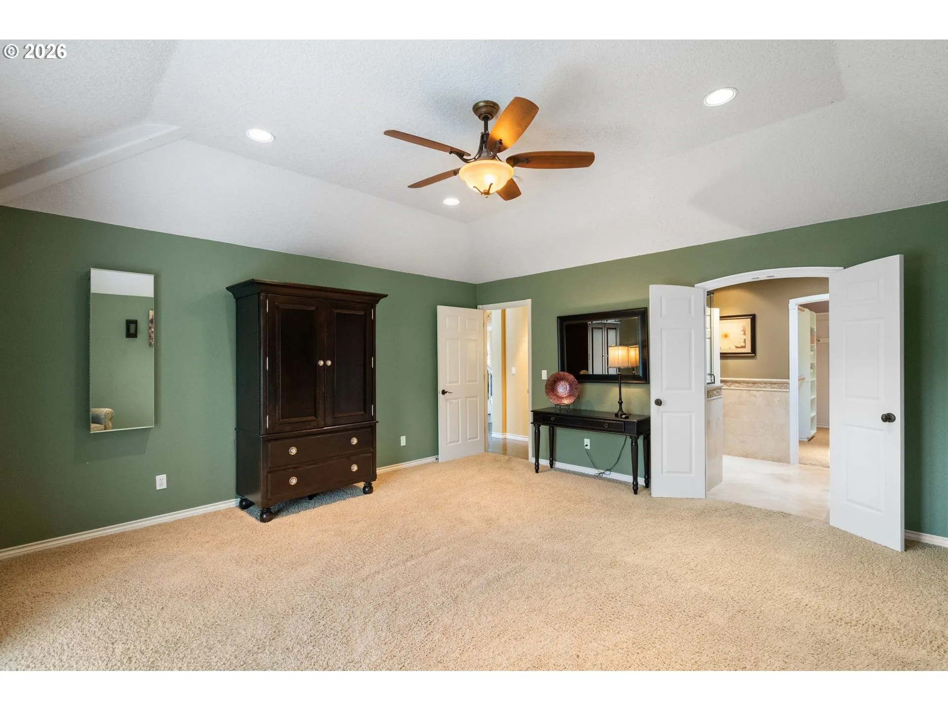 Bedroom, Owner's Suite