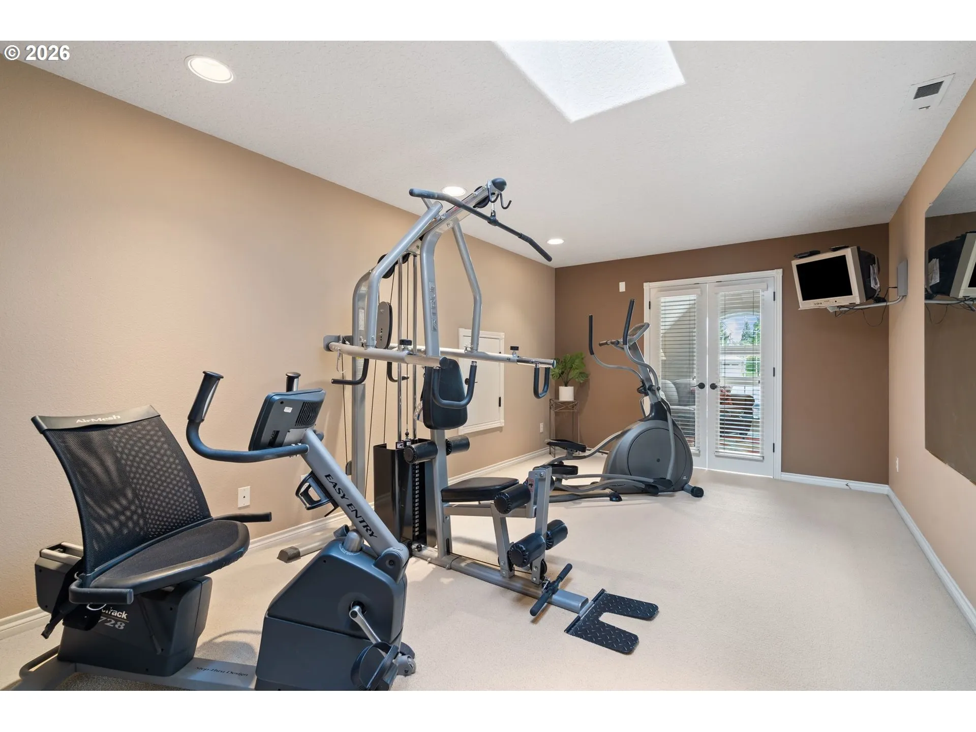 Bonus Room-Upper