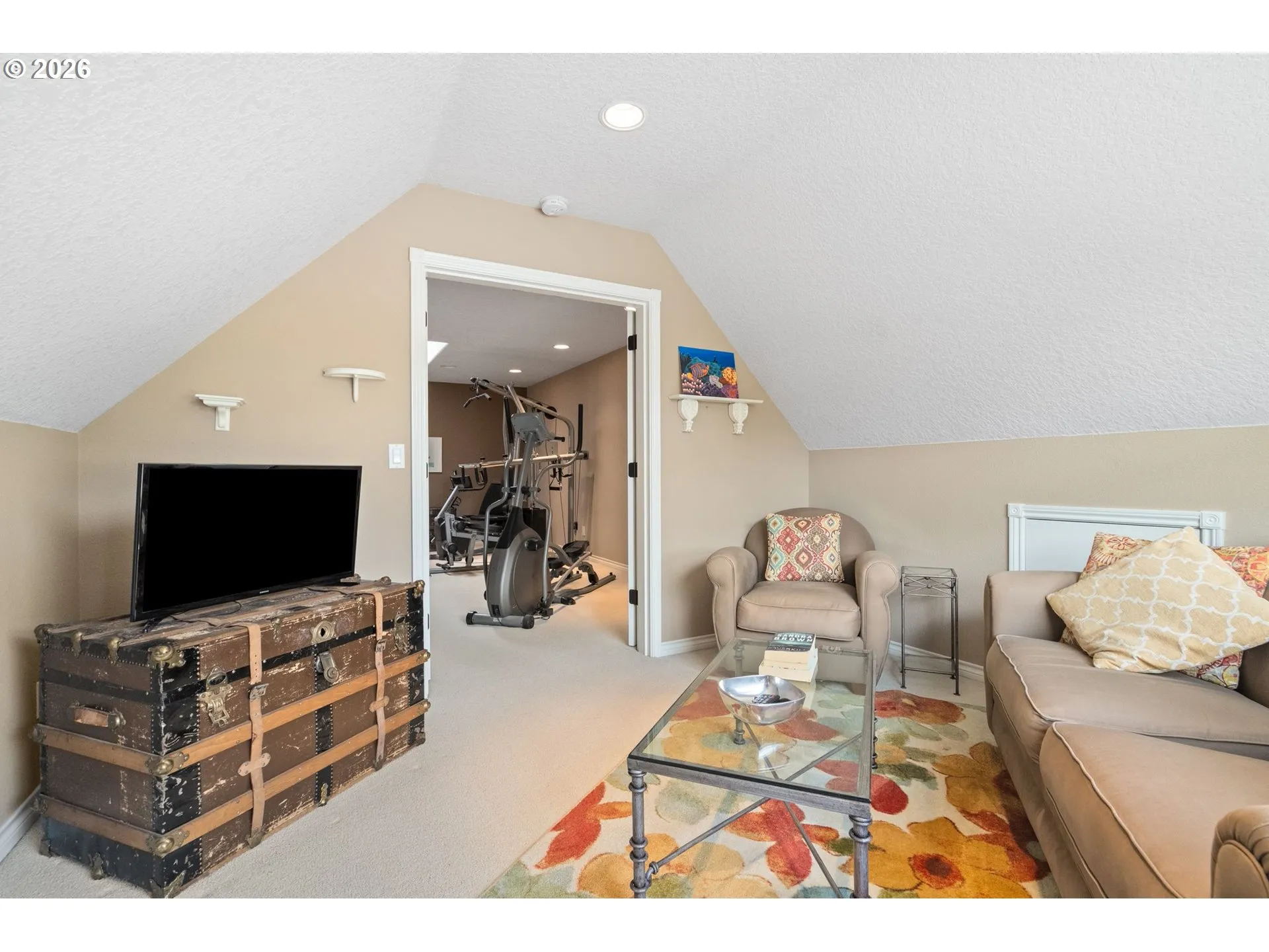 Bonus Room-Upper