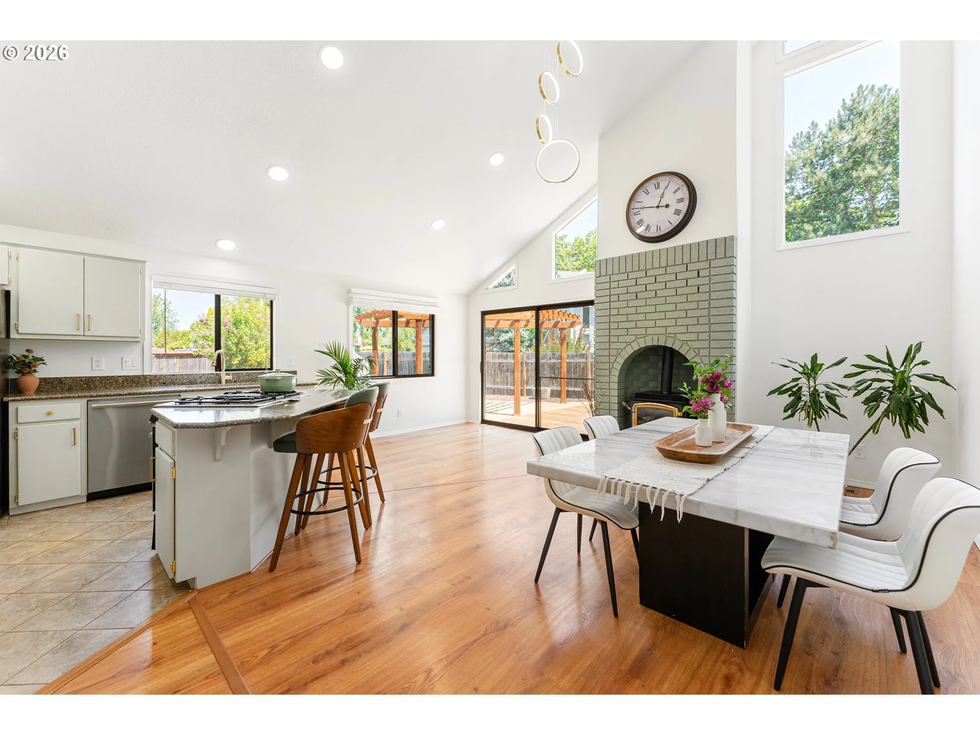 Kitchen/Dining Room