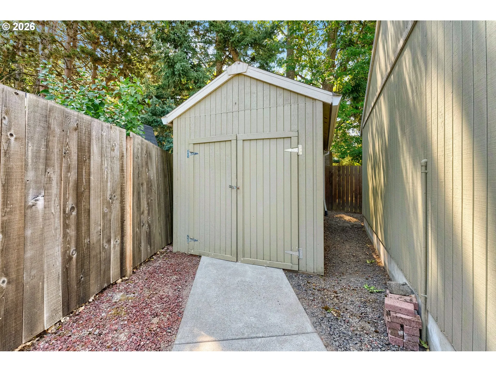 Shed