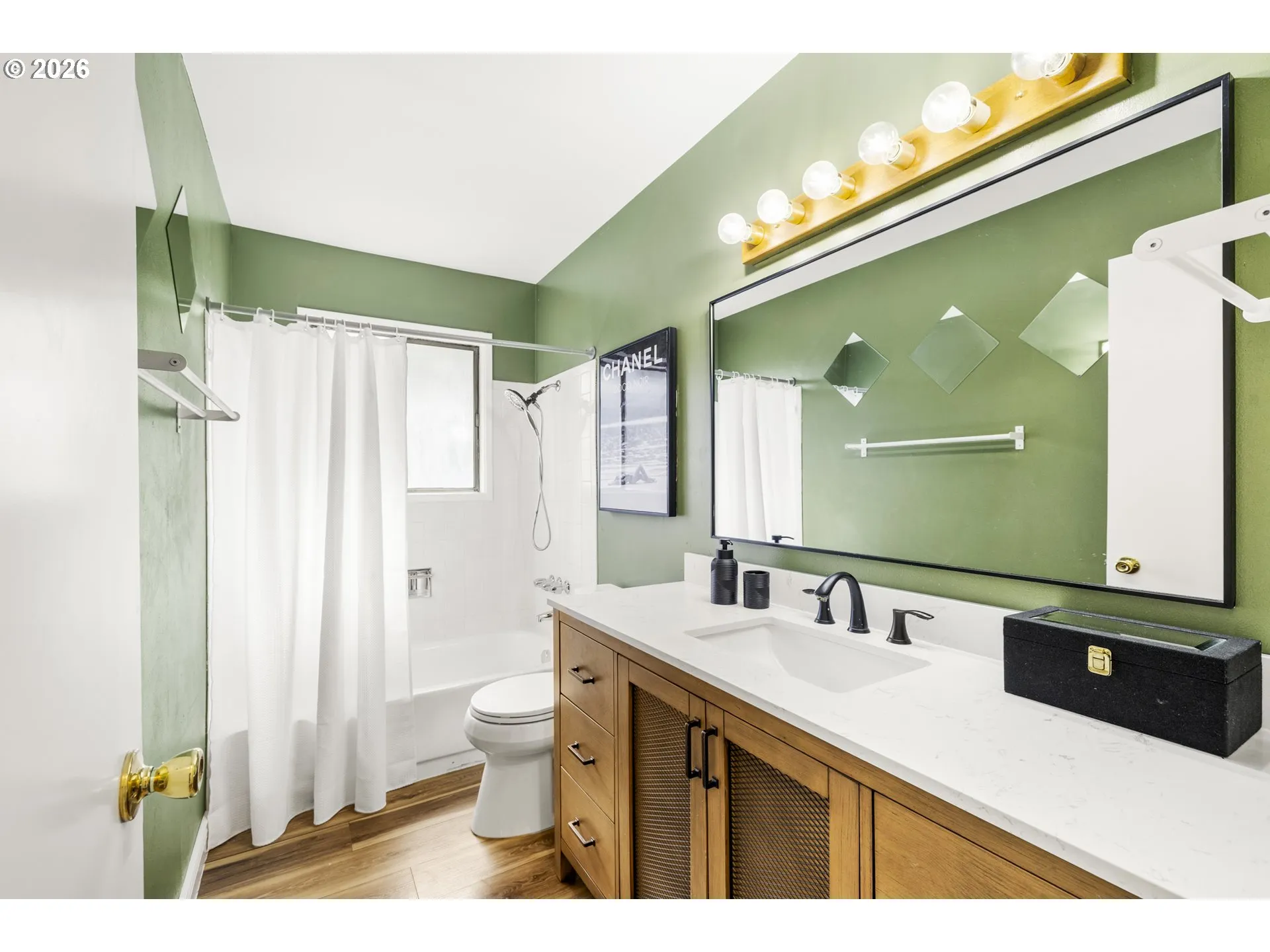 Bathroom-Hall