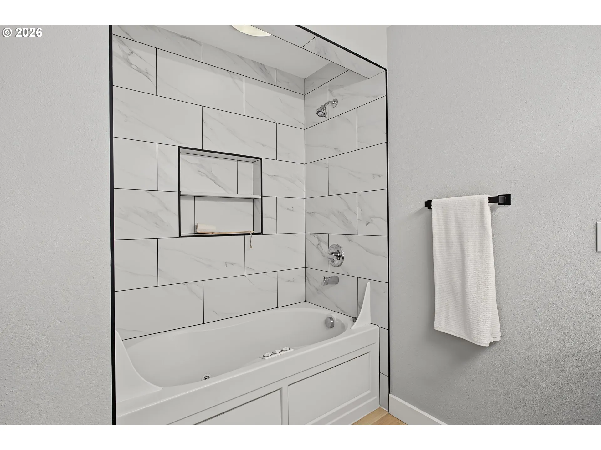 Owner's Suite Bathroom-Full Bathroom