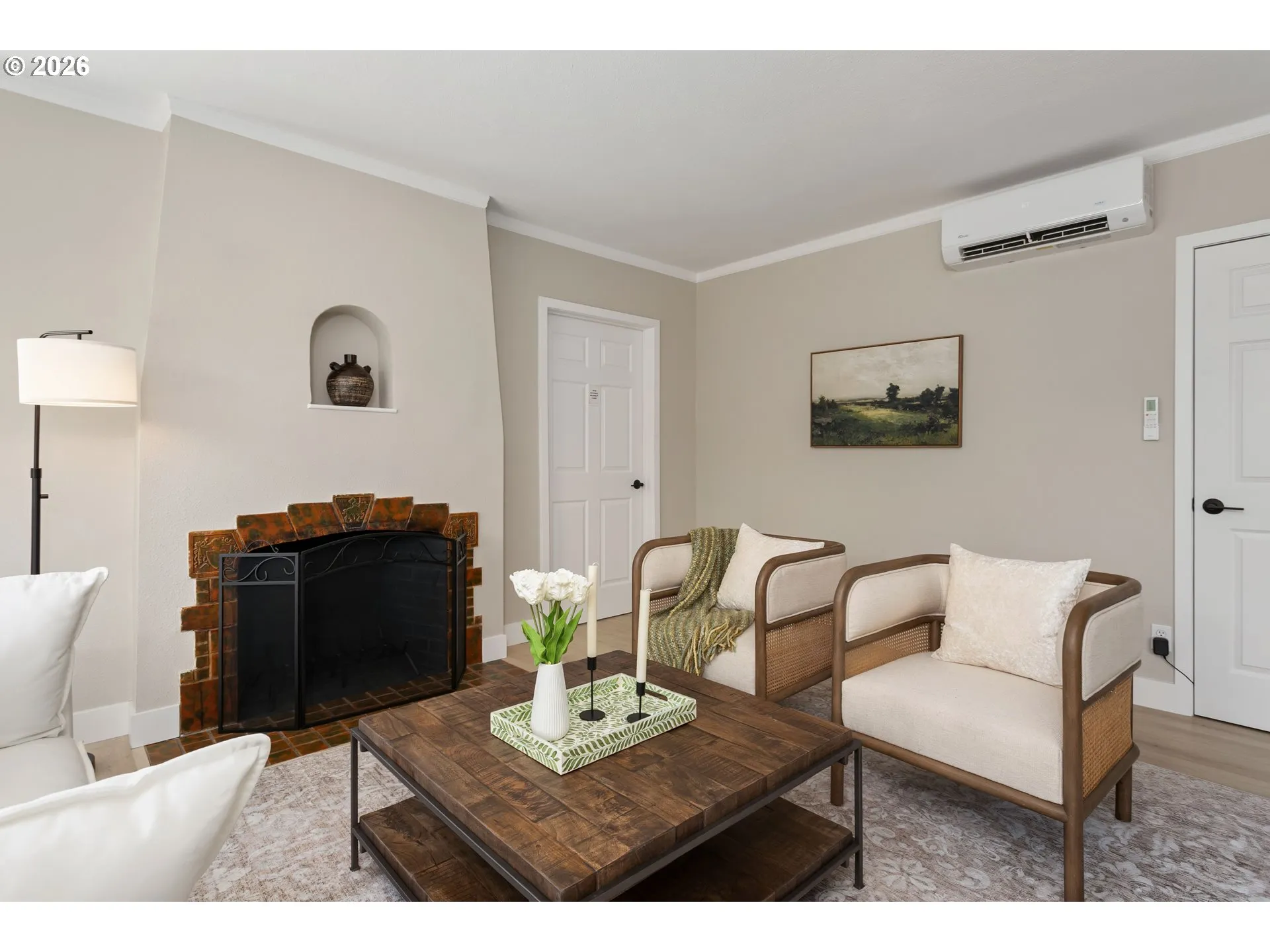 Living Room-Fireplace