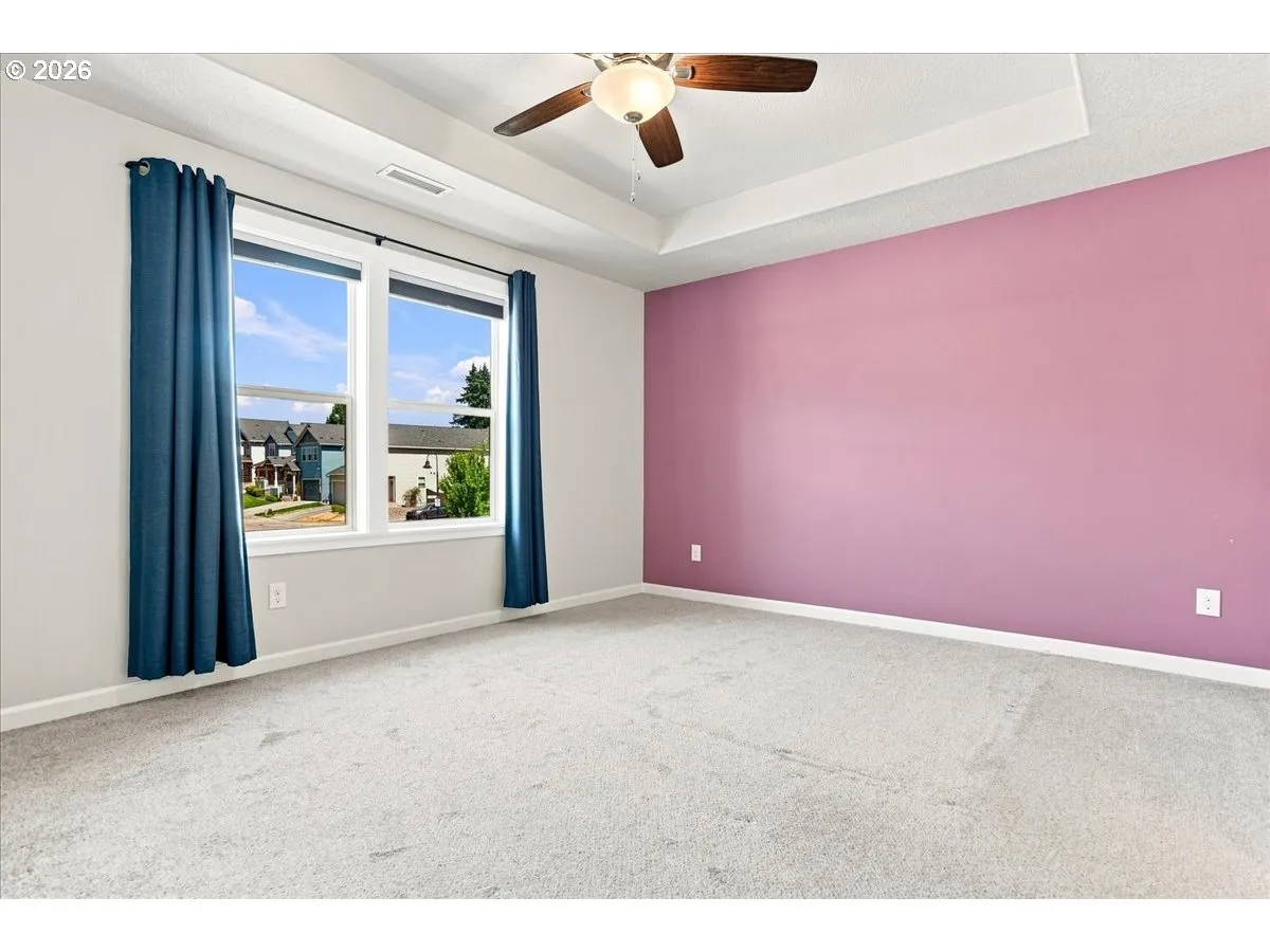 Bedroom, Owner's Suite-Ceiling Fan