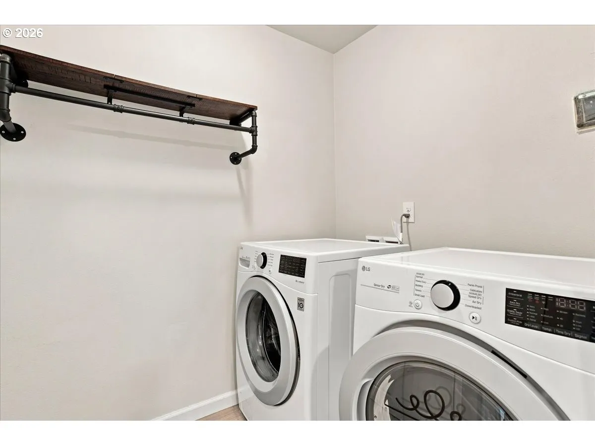 Laundry-Upper
