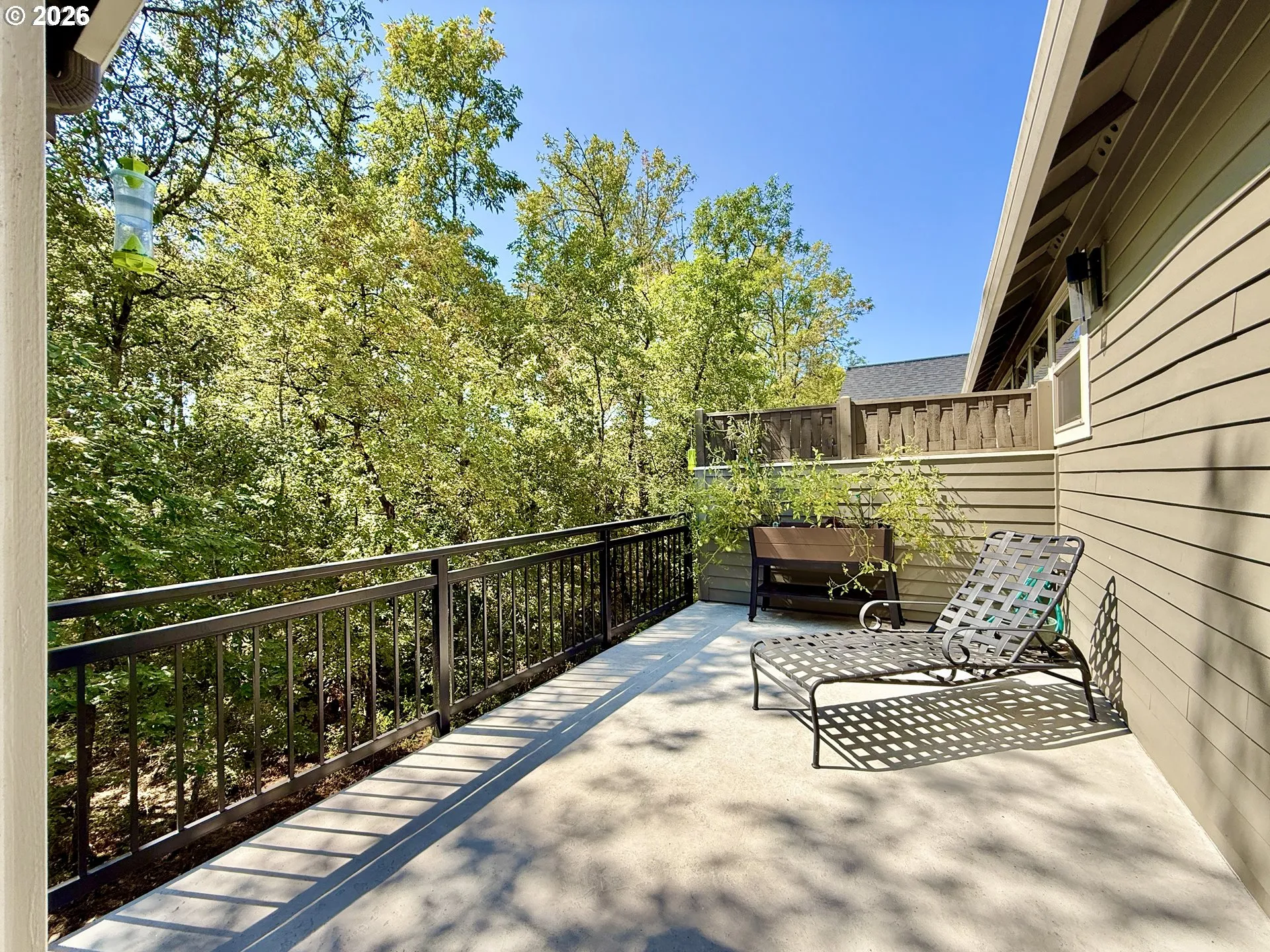 Deck-Upper