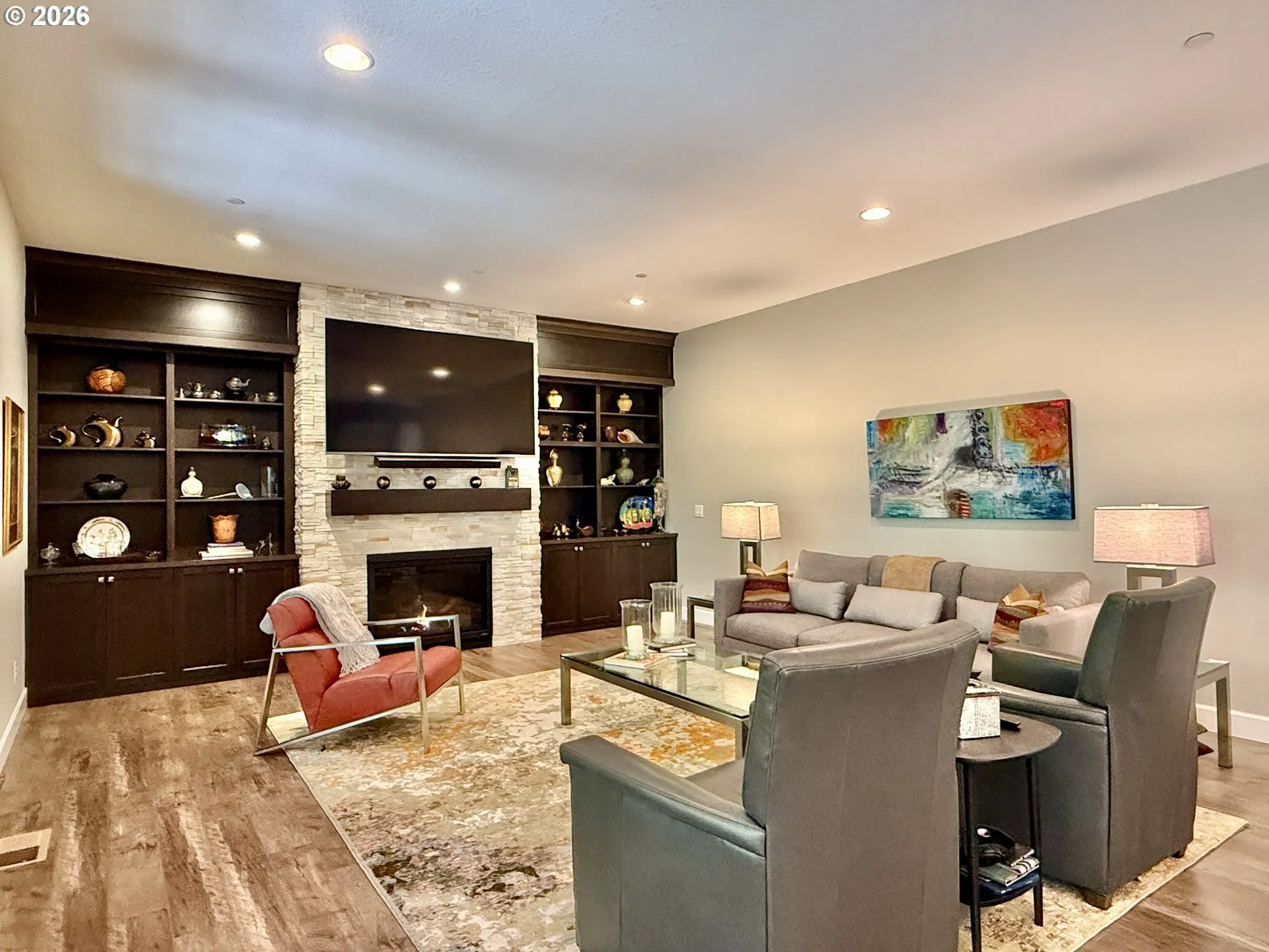 Living Room-Built-In Shelving