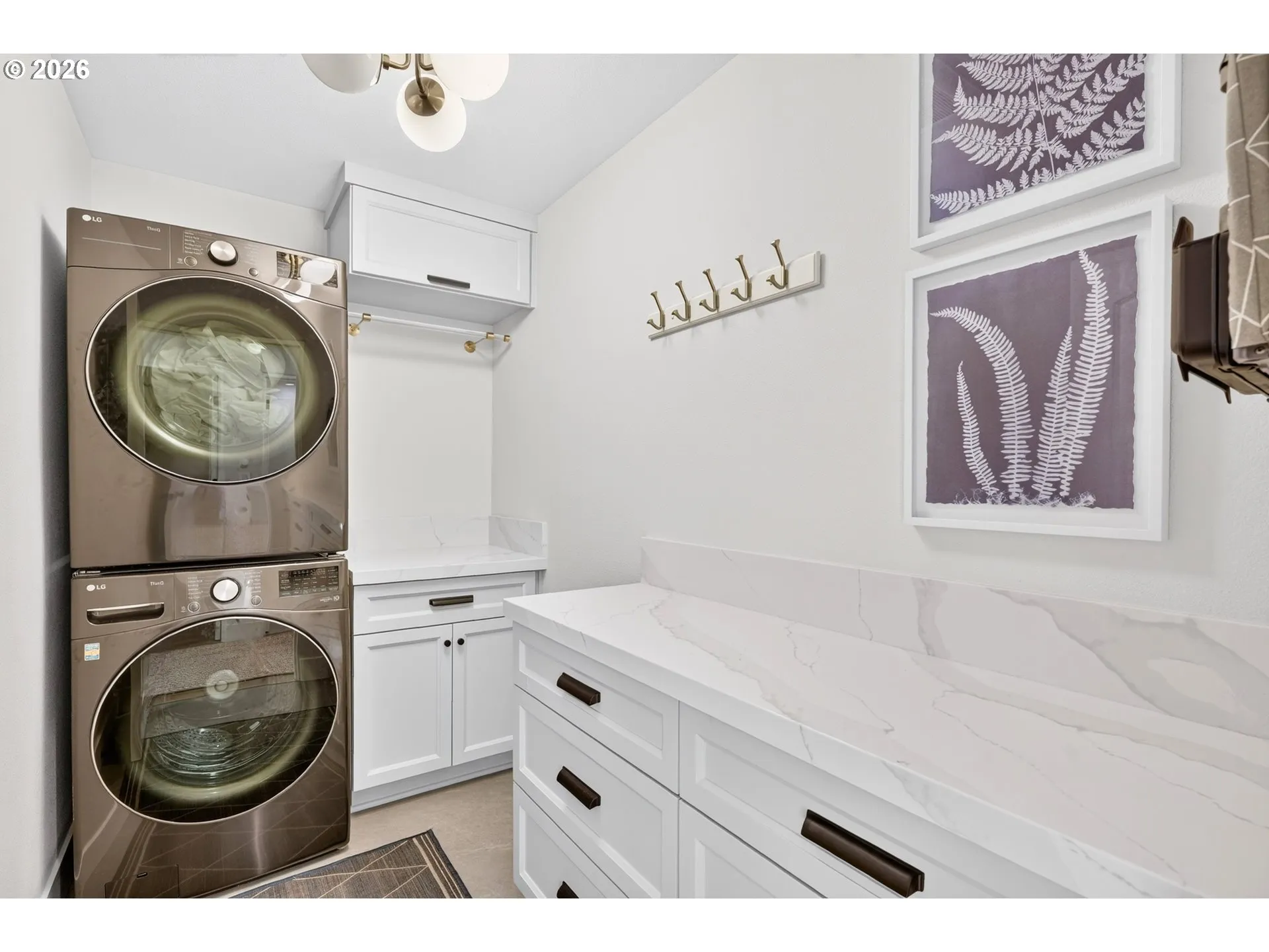 Laundry-Upper